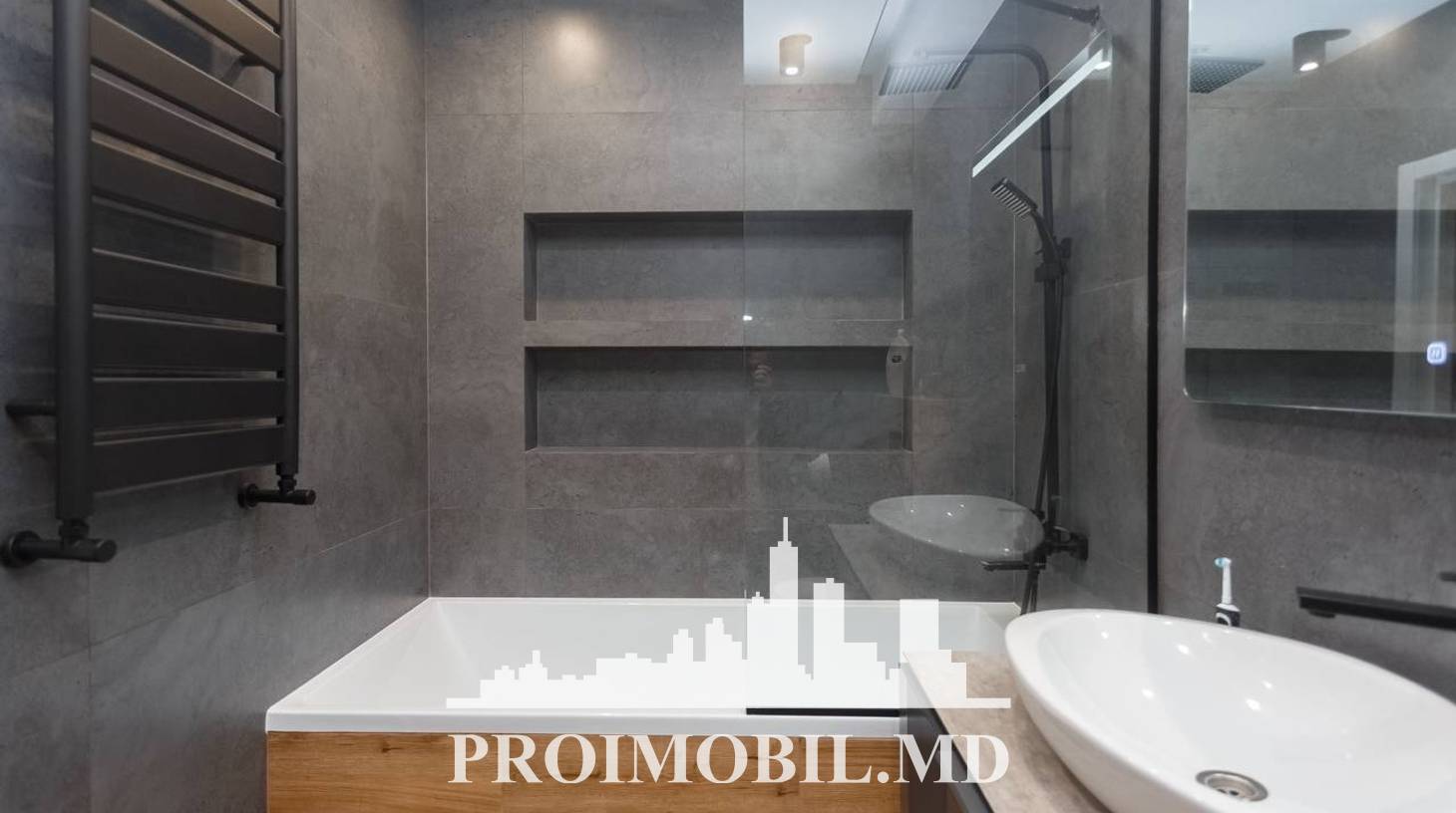https://images.proimobil.md/Pzn1SC2YeK1z56pDw0JIHjf_yh_OmGDpowJLyl_iyWU/watermark:0.75:so:0:30:0.39/resize:fill:1460:816:1/gravity:ce/bG9jYWw6Ly8vZXN0YXRlL2xyLzhkYzE1Y2Q3LTI5ZDYtNGQ4MS05MWMwLWE4MDBhY2U3MTYwMi5qcGVn