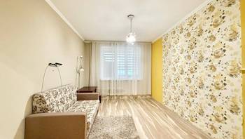 https://images.proimobil.md/Q1FE1Tc9BnvPazttEpUGoz7Pu2k0TUaa61eLCBKBoPY/resize:fill:350:198:1/gravity:ce/bG9jYWw6Ly8vZXN0YXRlL2xyL2ZmMGZiNzg3LTQwYTAtNDU4Yi04MjMzLTNiYzJmMDU4MzRjOS5qcGVn
