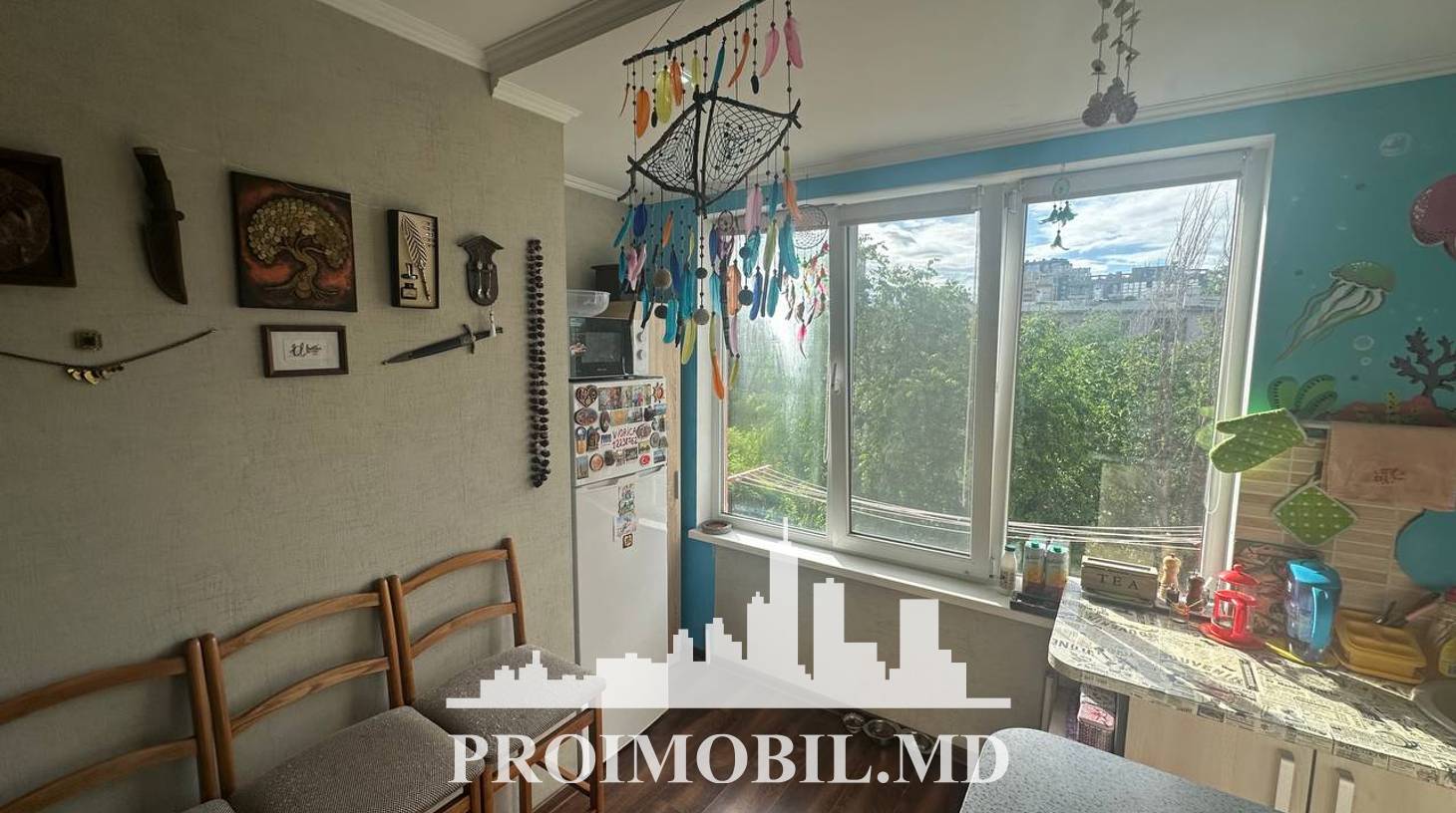 https://images.proimobil.md/Q3X_VDeKJx24IgjusYAi8gQ4jWHcBqExwJGwMpLrkiA/watermark:0.75:so:0:30:0.39/resize:fill:1460:816:1/gravity:ce/bG9jYWw6Ly8vZXN0YXRlL2xyLzhiYjkwNjFiLWMwOTMtNDI1NS05ZDk5LTQ5MTJkNzEyMGQ3OS5qcGVn