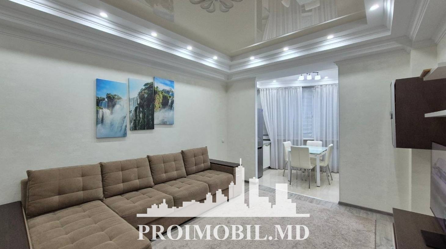 https://images.proimobil.md/Q6QThJa8BnWOA8DJnBNQ8nfcHfKG34gdSSUoevpi-OY/watermark:0.75:so:0:30:0.39/resize:fill:1460:816:1/gravity:ce/bG9jYWw6Ly8vZXN0YXRlL2xyLzJjYWYwOTUzLTZmMDMtNDQxMS04YjBjLWM1NmY4ODBiNzllMC5qcGVn