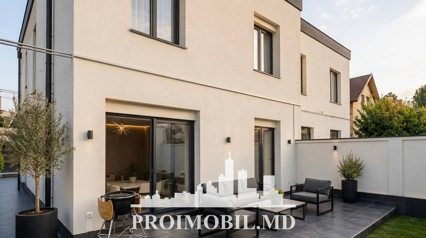 https://images.proimobil.md/Q7Dvg4uUMRs409d4DH53Cl4PoQXJxF4zGuIPFKMkjAk/watermark:0.75:so:0:30:0.39/resize:fill:1460:816:1/gravity:ce/bG9jYWw6Ly8vZXN0YXRlL2xyL2U0NTA0NzNkLTU2N2ItNDIxMC04MzY2LTU2OGMzNTU1MmYyOC5qcGVn