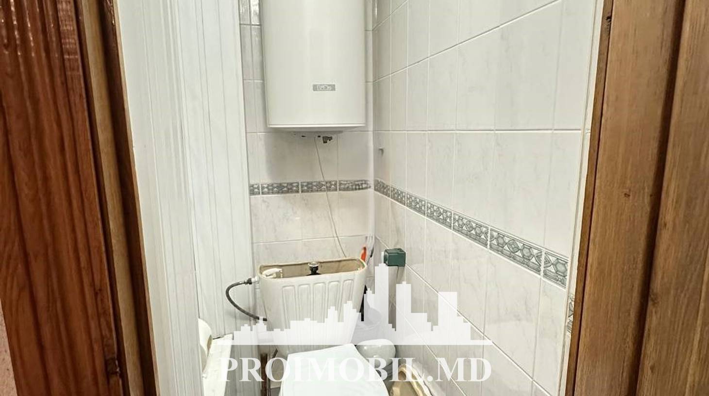 https://images.proimobil.md/Q7r8Dm5575J3-m8L76yfJmDKr1CCkAlbazltt2VZIJY/watermark:0.75:so:0:30:0.39/resize:fill:1460:816:1/gravity:ce/bG9jYWw6Ly8vZXN0YXRlL2xyLzVjNmNiMWU2LTU0ZTktNDhmNS1iYTJhLTU2Mzc2NWI5Y2YxZi5qcGVn