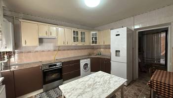 https://images.proimobil.md/QAQvzCnKR9un8makf6Z2IsHYwnrpORYD_hwkk9CgUas/resize:fill:350:198:1/gravity:ce/bG9jYWw6Ly8vZXN0YXRlL2xyLzFjZWM1OTk1LTIwYjgtNDFmMi04NDUxLWE1MmUyNWI0ZDBkYi5qcGVn
