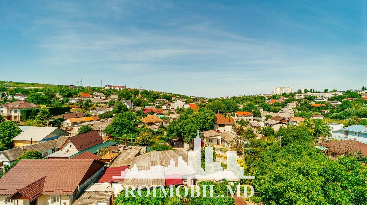 https://images.proimobil.md/QCTXrgDRSpEfwYj7l_FtVkhI1dVMWIMklcgJ5v9LNIU/watermark:0.75:so:0:30:0.39/resize:fill:1460:816:1/gravity:ce/bG9jYWw6Ly8vZXN0YXRlL2xyL2UxYTRlOWRhLWRjMDgtNGMwNS04NmFlLTZhN2IwNDQ2MDQwNy5qcGVn