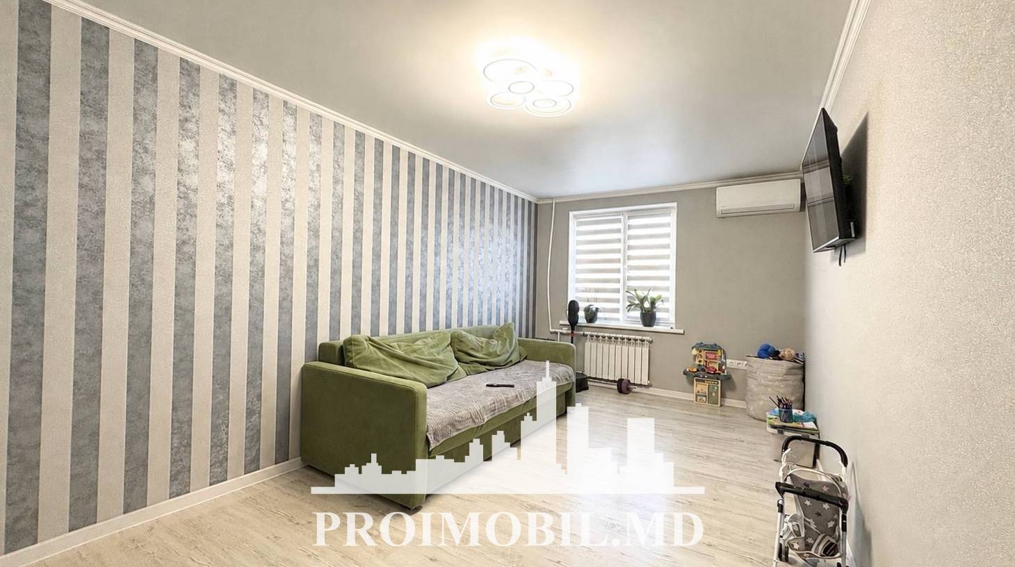 https://images.proimobil.md/QE8UcJd1SmNGHRdQ_46ctHJ5XKI7kkPoNuaUkIuVPqU/watermark:0.75:so:0:30:0.39/resize:fill:1460:816:1/gravity:ce/bG9jYWw6Ly8vZXN0YXRlL2xyL2Q3OWMzNWM4LTkwMTctNDllMy05MDE5LWQ2Y2IzNDJiMzA2Yy5qcGVn
