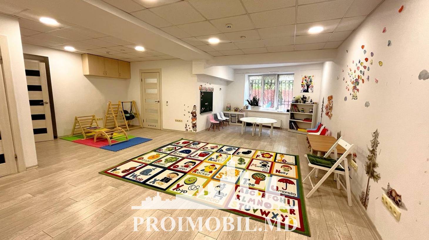 https://images.proimobil.md/QEkNbOuT845ppvIbrxAwRdXN4PFkebhuI_afphwxRJ0/watermark:0.75:so:0:30:0.39/resize:fill:1460:816:1/gravity:ce/bG9jYWw6Ly8vZXN0YXRlL2xyL2QyZTAwOWNmLTNmNzYtNGY3YS04YWIyLWNmMmZkMWMyMjg4MC5qcGVn