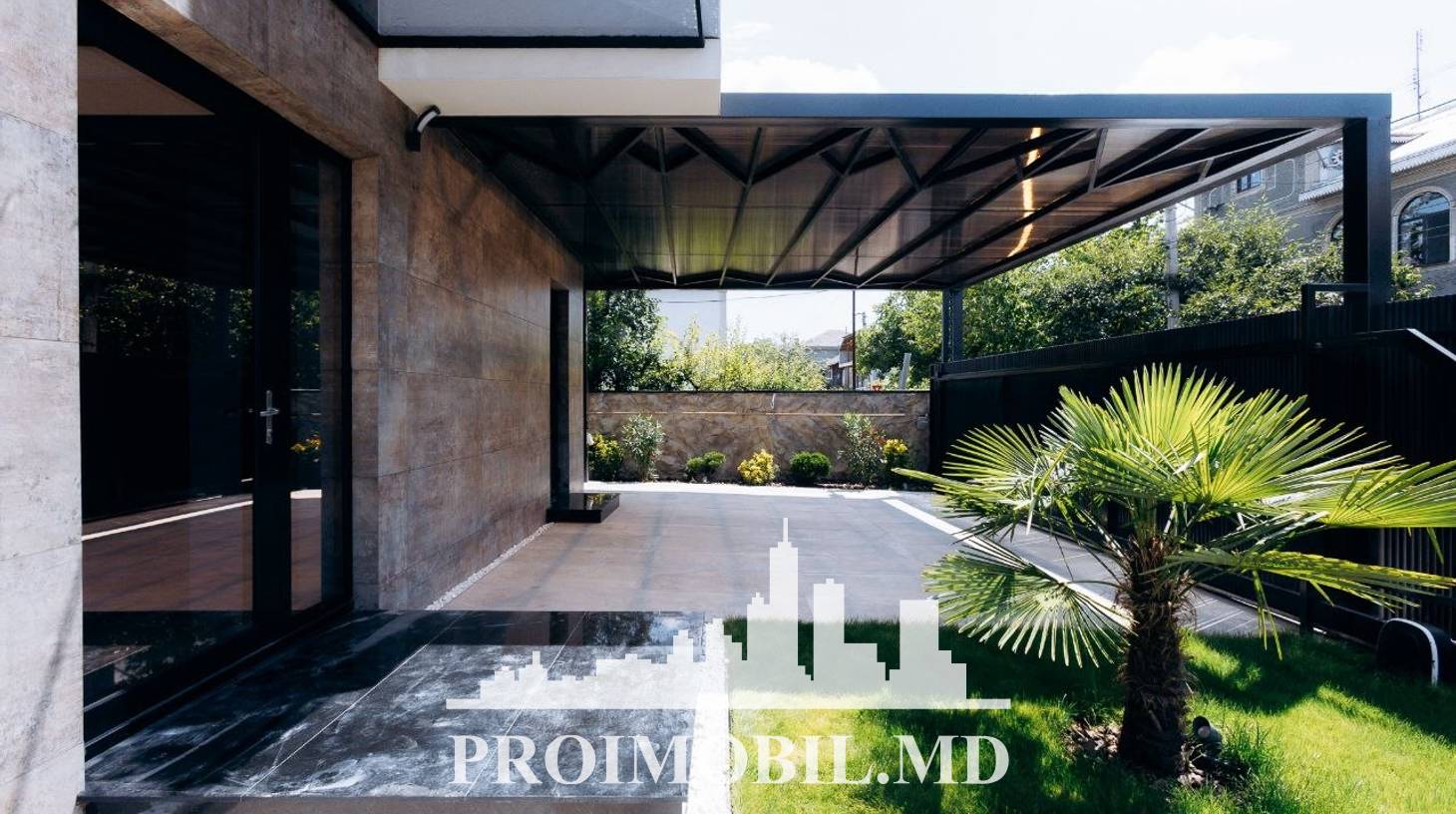 https://images.proimobil.md/QGR_qLzr9DvvDa9o-pc1vv1KKWpV3mVPVj9lwcrzigM/watermark:0.75:so:0:30:0.39/resize:fill:1460:816:1/gravity:ce/bG9jYWw6Ly8vZXN0YXRlL2xyL2M1ODc4ZTJmLTI5OGQtNDkwNy1iYzVlLTdjOWE5Y2JjMTcyNi5qcGVn