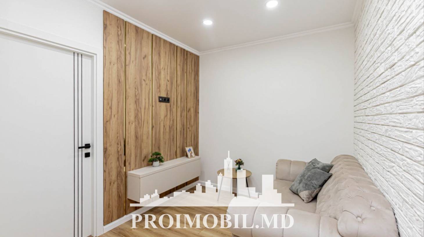 https://images.proimobil.md/QHQxGSdS6cCs1RD7deBkc25LpJ1ewiYQG_voi8b7fDc/watermark:0.75:so:0:30:0.39/resize:fill:1460:816:1/gravity:ce/bG9jYWw6Ly8vZXN0YXRlL2xyLzk4NzYzNjZhLWIxMDEtNDgyNC1hZDI5LTdhYjIzMzMzNzlkNy5qcGVn