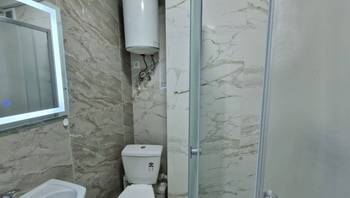 https://images.proimobil.md/QJYW70yeSzUqWBjlAH6xwdat0tQtkRiikH9EgzjMLAQ/resize:fill:350:198:1/gravity:ce/bG9jYWw6Ly8vZXN0YXRlL2xyLzI0MzJkNGFmLTU3NzQtNDBhZi04ZjkyLTc3YWExN2Q5ZDI1Zi5qcGVn