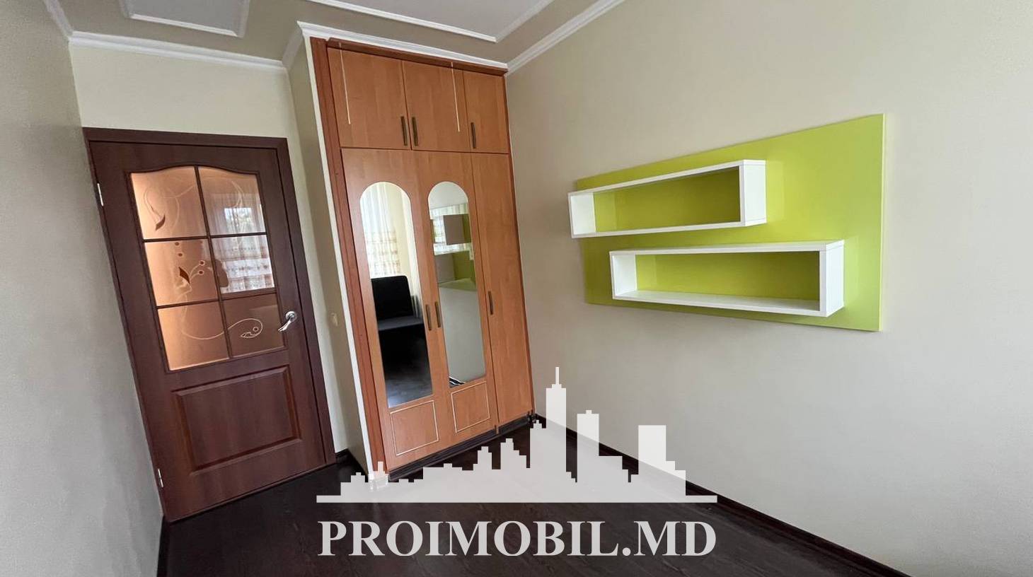https://images.proimobil.md/QM3iPDPjg3VlxgDSfdw6MGK6jGhovl9VQCof9eY_RWs/watermark:0.75:so:0:30:0.39/resize:fill:1460:816:1/gravity:ce/bG9jYWw6Ly8vZXN0YXRlL2xyL2Q2MzJkMTFmLTY4NmItNGY1Mi04ZjI2LTc2NTg2NTM5ZDBkZS5qcGVn