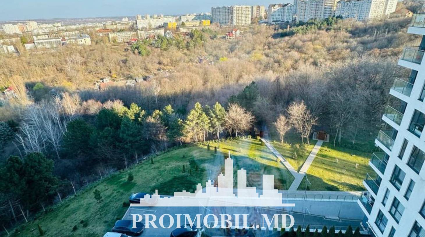 https://images.proimobil.md/QNHUd2p94kBmPIlv6lSuZEF4BVzPQjOtdiE9ed_OOg0/watermark:0.75:so:0:30:0.39/resize:fill:1460:816:1/gravity:ce/bG9jYWw6Ly8vZXN0YXRlL2xyLzViZjhmODVmLTdjNjgtNDUyMC1hZmVjLTc2YWNiYzlhZjVmNS5qcGVn