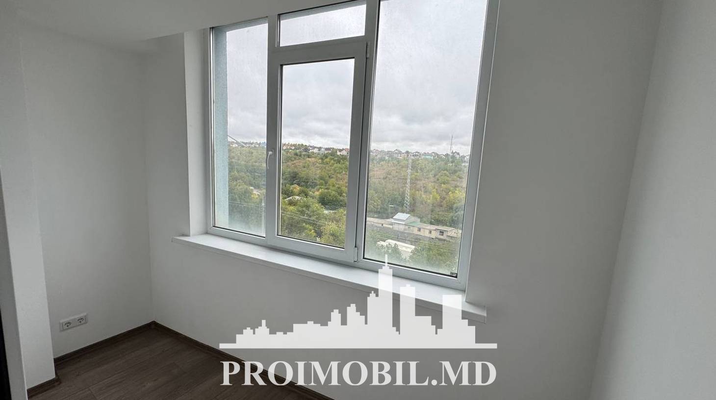 https://images.proimobil.md/QOaCfOy-DUAV2q3jPR4ei1E76KI_XWaVi5qS67ryEjI/watermark:0.75:so:0:30:0.39/resize:fill:1460:816:1/gravity:ce/bG9jYWw6Ly8vZXN0YXRlL2xyL2I2ZWM0YmMwLTliYjMtNGJiZi1hMTY2LThhYzMxMWQ1NDQxOC5qcGVn