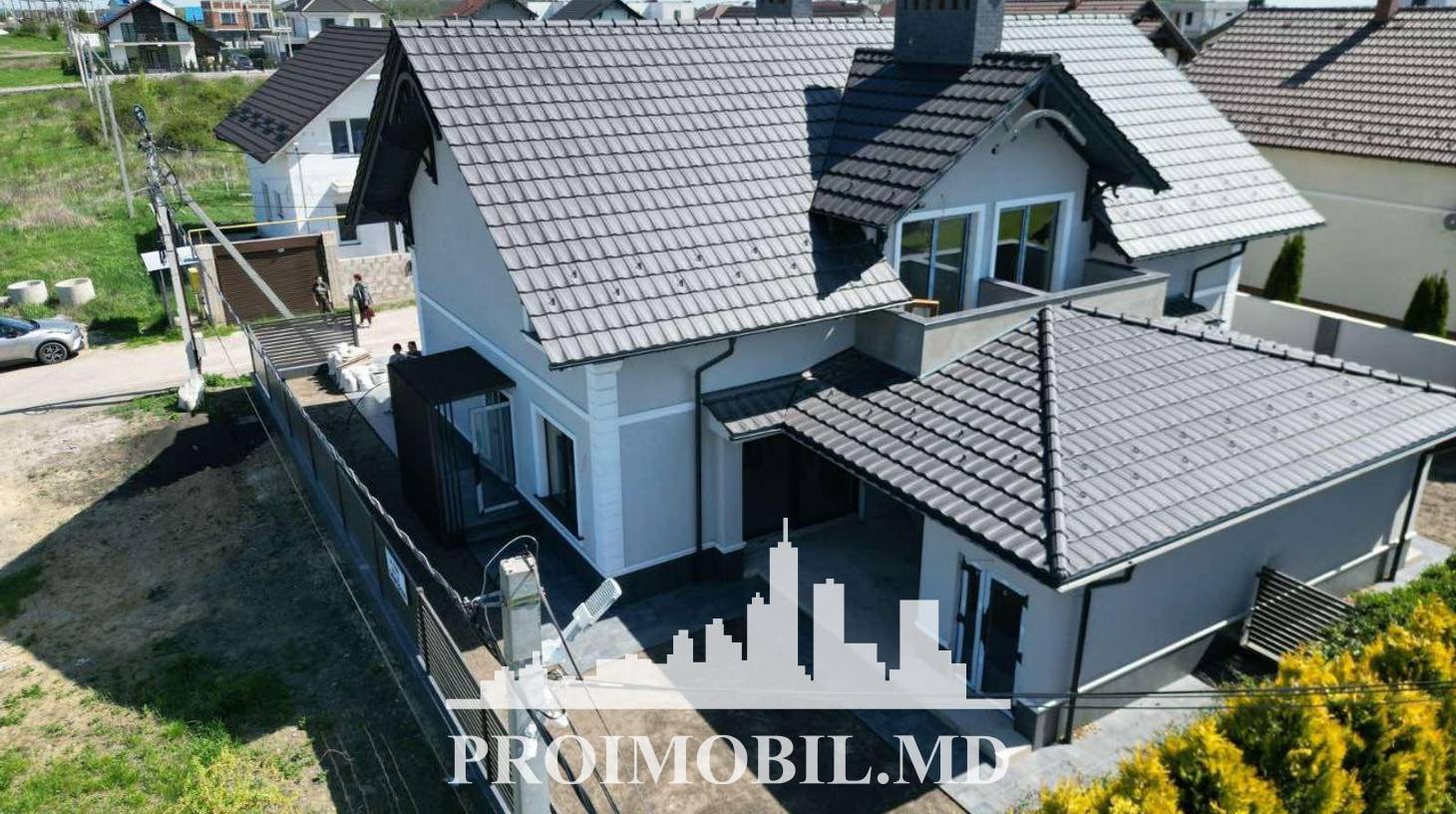 https://images.proimobil.md/QREGsoZGAfKGmsGOZHuQfrt6W651BpQeE-5LvEv9Vyo/watermark:0.75:so:0:30:0.39/resize:fill:1460:816:1/gravity:ce/bG9jYWw6Ly8vZXN0YXRlL2xyL2JjMDZhMmI2LTQxNDUtNDRmOC05YTMxLTJlYWIyNzRjNzNiNi5qcGVn