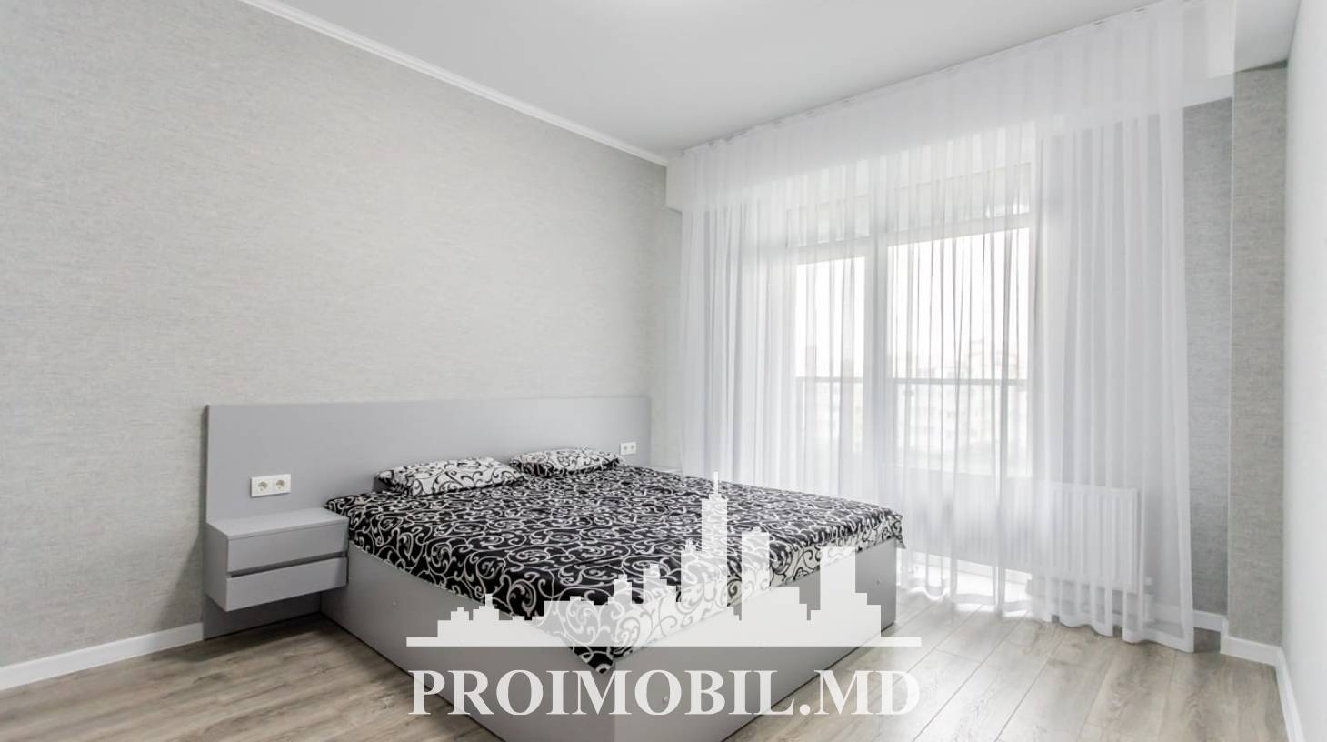 https://images.proimobil.md/QUyA54hR3OmqFBffcaEt8zYwkgOuknYcsdNiAMss7Bc/watermark:0.75:so:0:30:0.39/resize:fill:1460:816:1/gravity:ce/bG9jYWw6Ly8vZXN0YXRlL2xyLzgxYjI1MzE0LWQ4YzMtNDM1NC04ZDIxLThlMmQ1YjI1ZTBiZC5qcGVn