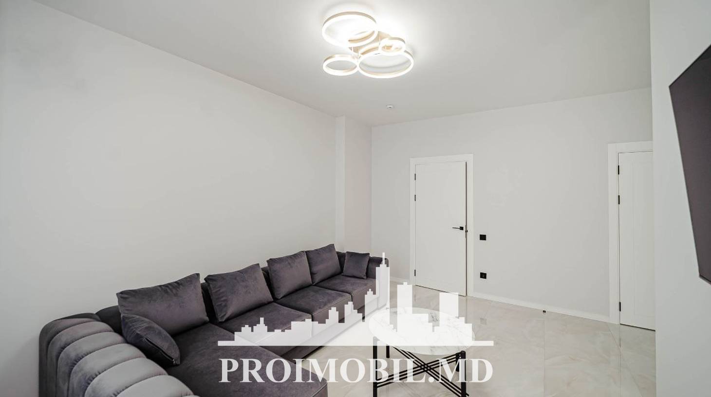 https://images.proimobil.md/Qa86Vvg-fDifoSJ9dCjfaUttgIz7BVyfZIK43sPZm3g/watermark:0.75:so:0:30:0.39/resize:fill:1460:816:1/gravity:ce/bG9jYWw6Ly8vZXN0YXRlL2xyLzdmMDUyMDdiLTdmOGUtNDlhMy1iNmZiLTNmNzFjMWI5ZTAyNS5qcGVn