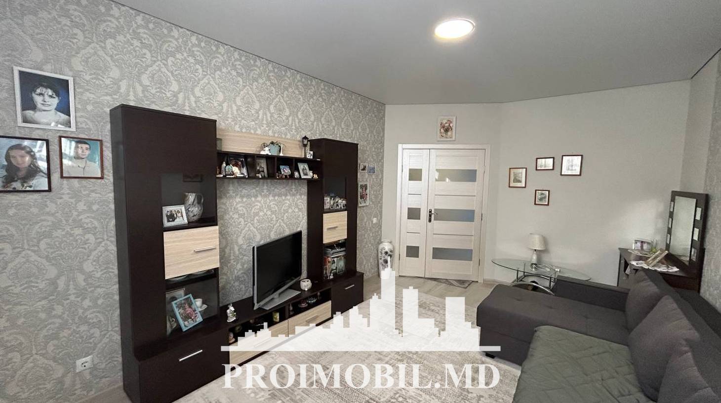 https://images.proimobil.md/QaT-ea1u4uu_70yUNct6DTHz6Djaz59V2yt0AotMMas/watermark:0.75:so:0:30:0.39/resize:fill:1460:816:1/gravity:ce/bG9jYWw6Ly8vZXN0YXRlL2xyLzliZjI4YzQyLWY4YTMtNDBlNC1iYTA4LTU2NzZjZWE1NWFmYi5qcGVn