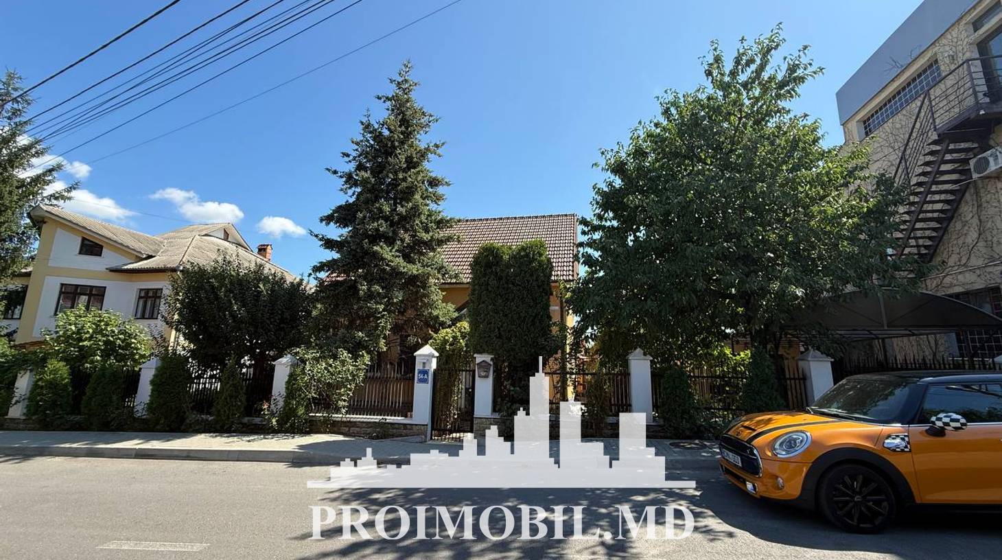 https://images.proimobil.md/Qd4dg__2jASxkbYuAnt_RRCaO9zkMxGkaVE0o1Lm7Ns/watermark:0.75:so:0:30:0.39/resize:fill:1460:816:1/gravity:ce/bG9jYWw6Ly8vZXN0YXRlL2xyLzBkOGEyYWMyLTk0YjUtNGVlYy05ODk0LWYzN2Y0ODYwNmZlMC5qcGVn