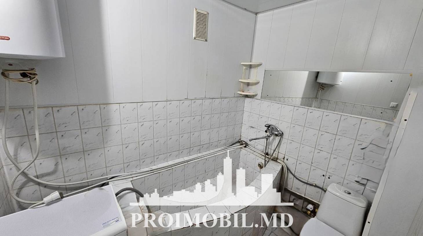 https://images.proimobil.md/Qe-cojUjq-7B-jUISxuqfkIrGwxLrS8lxLoCA3krVek/watermark:0.75:so:0:30:0.39/resize:fill:1460:816:1/gravity:ce/bG9jYWw6Ly8vZXN0YXRlL2xyL2U5YjEzMjFjLTQwZjktNDUyZi1hMGQ3LWNjY2VmZjc2YTk2My5qcGVn