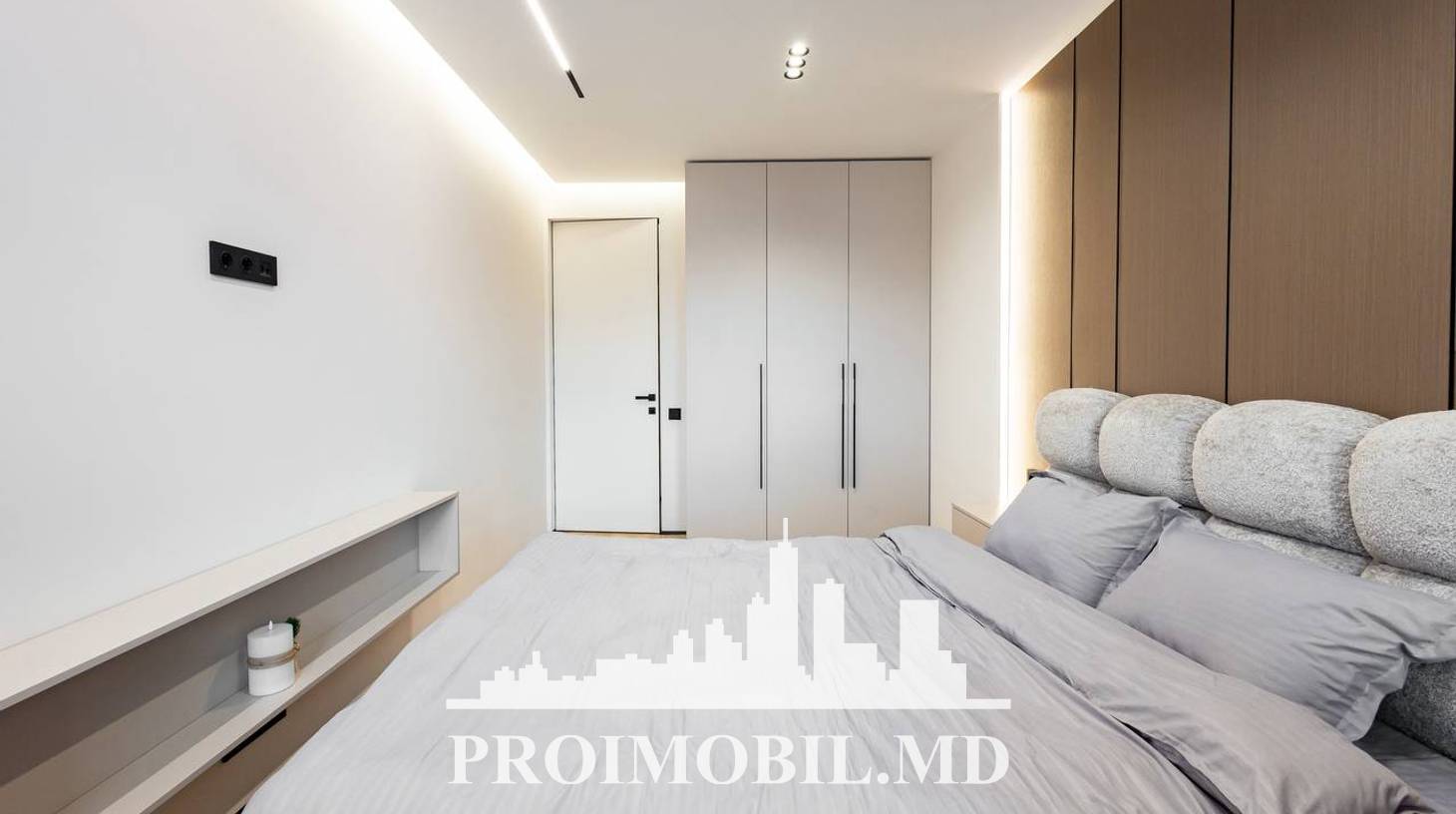 https://images.proimobil.md/Qf3gA-ZFsG2CSsOgI6zFxX0sq-CBaAonQtSFuCa5F8E/watermark:0.75:so:0:30:0.39/resize:fill:1460:816:1/gravity:ce/bG9jYWw6Ly8vZXN0YXRlL2xyL2ZjOWZlNTg3LWM4ZGQtNGM0Ni1hMjM3LTdkZDZhYWFkM2FlYi5qcGVn