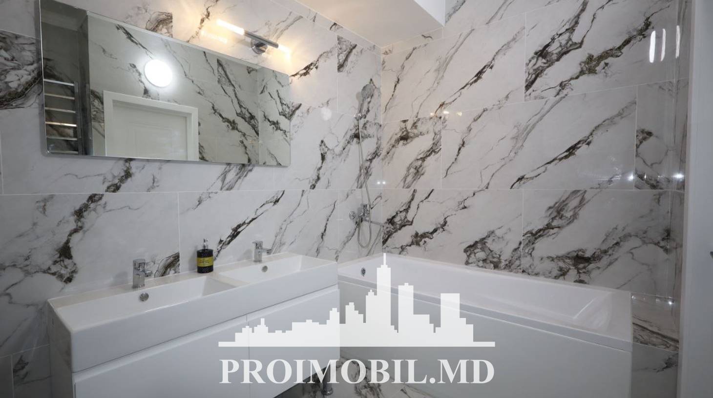 https://images.proimobil.md/QfekeFdGBy1pHKB3Cl67A8dEUb4YoZiPKH9RqfzsqPQ/watermark:0.75:so:0:30:0.39/resize:fill:1460:816:1/gravity:ce/bG9jYWw6Ly8vZXN0YXRlL2xyLzMxMmJmMzE5LTMzN2EtNDNhZS1hNGI4LTE4NDNlZGMwYTAxZS5qcGVn