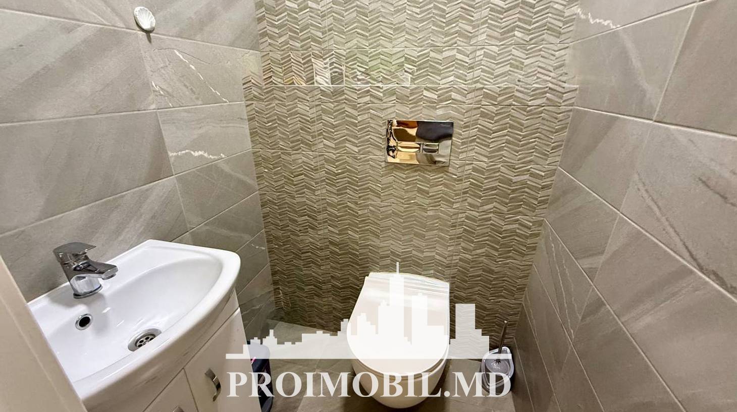 https://images.proimobil.md/QiDPaWTs69-nb7ehgDILdwndqAlX_a4NPPcZ7Zvm5Bc/watermark:0.75:so:0:30:0.39/resize:fill:1460:816:1/gravity:ce/bG9jYWw6Ly8vZXN0YXRlL2xyLzA3NmFlZWYyLTAzNjItNGVjOS04YjNiLTQxYTRlMmYwMmYwZS5qcGVn