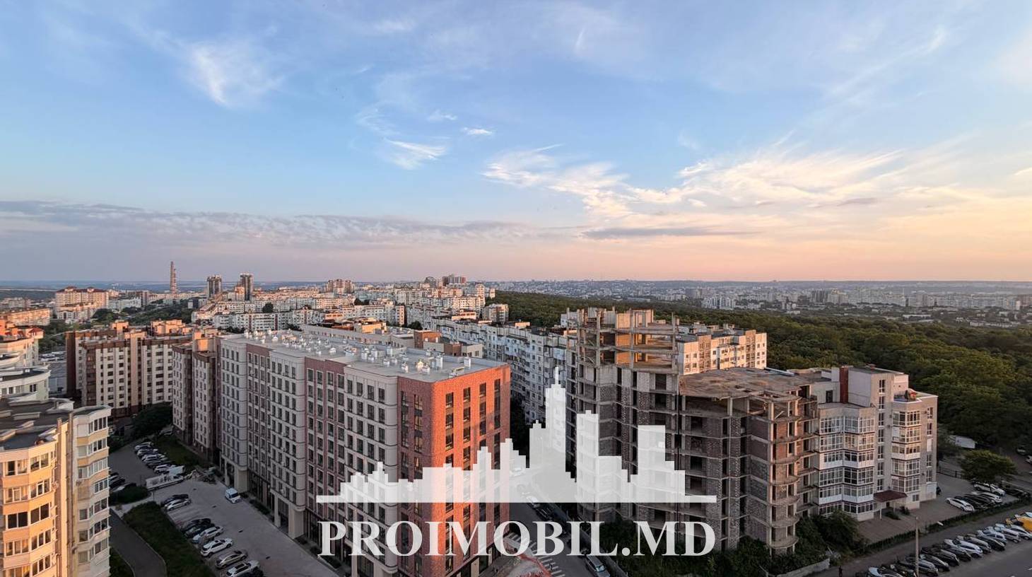 https://images.proimobil.md/Qihw96ICNI8o7jeH8KLkZkSAO4xkCabinyGeFg9At8I/watermark:0.75:so:0:30:0.39/resize:fill:1460:816:1/gravity:ce/bG9jYWw6Ly8vZXN0YXRlL2xyLzIzZjlkOTcwLTk1OWEtNDVkMi05MjQ3LWFlYmQzODE0MmM4MC5qcGVn