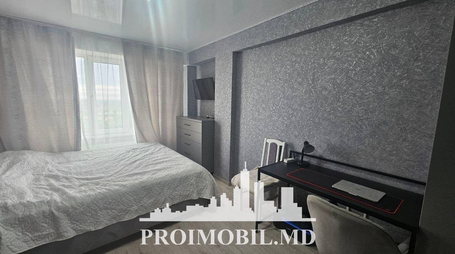 https://images.proimobil.md/QmHHJWgA8S7CAiP70G4MMiPk1K77UtNJaln1nw0ofFU/watermark:0.75:so:0:30:0.39/resize:fill:1460:816:1/gravity:ce/bG9jYWw6Ly8vZXN0YXRlL2xyLzFlNjFjNTUxLTM0MzktNDQ1MS05OTI1LTY4YjIxMWFhNmZjMi5qcGVn