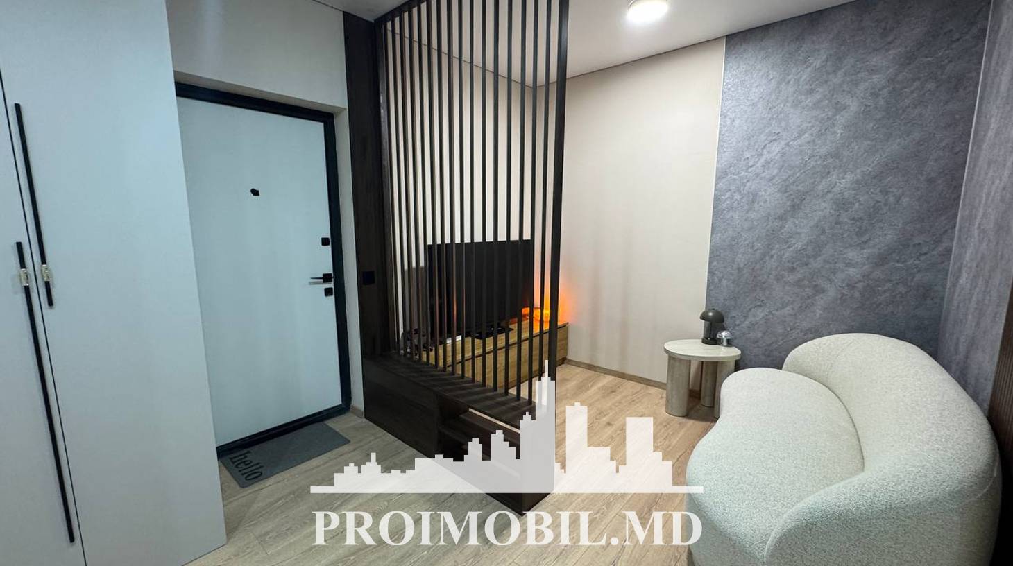https://images.proimobil.md/QmhFypyQc2p5k0jYZXMPE6oyLI-fOEsOYLiTpfPqFyA/watermark:0.75:so:0:30:0.39/resize:fill:1460:816:1/gravity:ce/bG9jYWw6Ly8vZXN0YXRlL2xyL2U1NmNmODdlLWVlZGMtNDEzZS05NWI4LTZkNDUxN2MxOWU3Mi5qcGVn