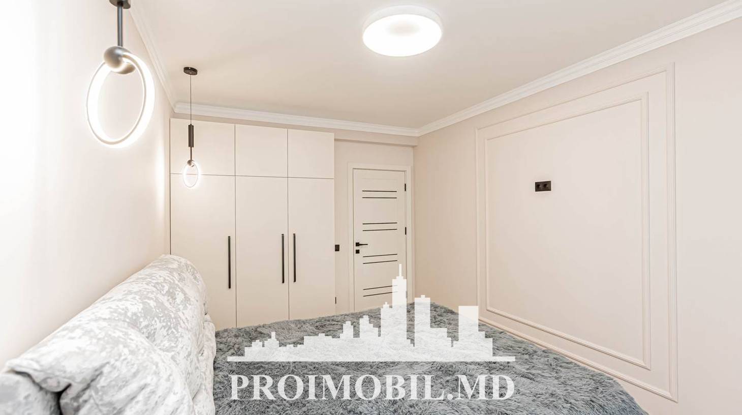 https://images.proimobil.md/QmqWG7ST3_9qJ5qIw2dVFcl6EpNB2bAzVGaMC0yNEX0/watermark:0.75:so:0:30:0.39/resize:fill:1460:816:1/gravity:ce/bG9jYWw6Ly8vZXN0YXRlL2xyLzllNDFhMWZlLTQyYWUtNGUwOS1hMWFhLWNjNWE2ZmMwYTE1ZS5qcGVn