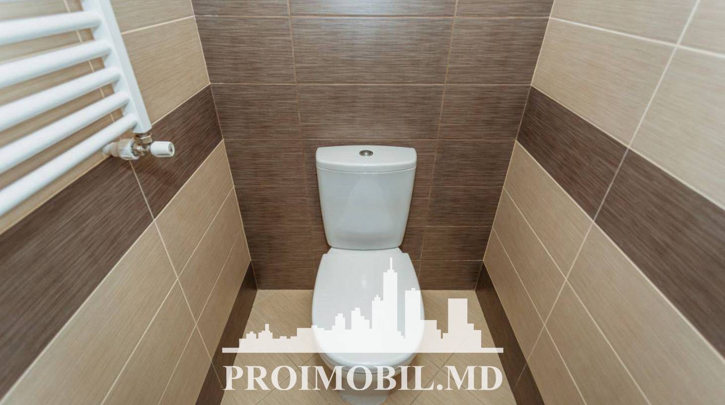 https://images.proimobil.md/QvAB2SSodt8GcGIn1fkZV7pOyuX-wA0v9p3iaBdWnys/watermark:0.75:so:0:30:0.39/resize:fill:1460:816:1/gravity:ce/bG9jYWw6Ly8vZXN0YXRlL2xyL2UxMWQ0ZTUwLTcyMWEtNDI2Yi1hYzVjLWMzNDVhZDU2YTFiYy5qcGVn