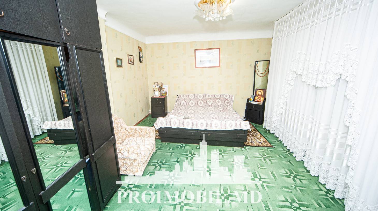https://images.proimobil.md/Qy8gl-vj8zawNzKmSXdWeDMjlYuWUg_h4epDqZiWTFs/watermark:0.75:so:0:30:0.39/resize:fill:1460:816:1/gravity:ce/bG9jYWw6Ly8vZXN0YXRlL2xyLzRkMWZlNTZkLWQzNGQtNDAyYS04OWVlLTllMDAwZWFmZjVjNy5qcGVn