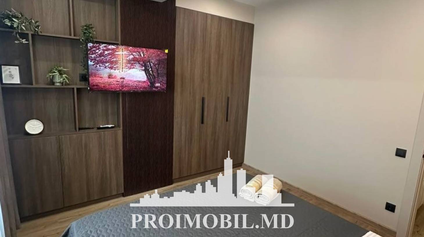 https://images.proimobil.md/QzJ84wjGChixbVHcx8gE9g-Pk3XhigQA1V6WXNbrsO4/watermark:0.75:so:0:30:0.39/resize:fill:1460:816:1/gravity:ce/bG9jYWw6Ly8vZXN0YXRlL2xyL2QyZGFiZWIwLTY1YjAtNDZkMy05NjE0LTU5MjQ5NDNiNGM4Ni5qcGVn