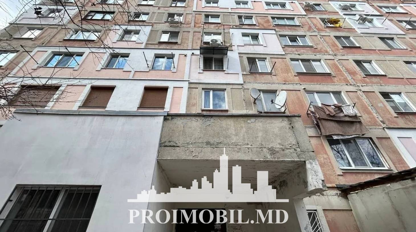 https://images.proimobil.md/R-2k7gzAzaMddAL65tfTMQzufbgtqu68tzGvdR4ru_0/watermark:0.75:so:0:30:0.39/resize:fill:1460:816:1/gravity:ce/bG9jYWw6Ly8vZXN0YXRlL2xyLzM4YWQ0Yzc1LWIyNzUtNDFmYy04Zjc3LWI4ZTI1NmRjMjI2ZS5qcGVn