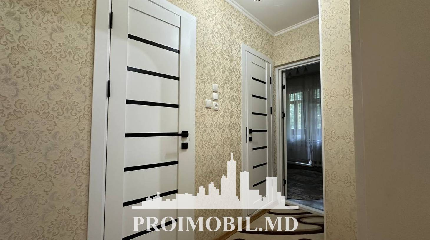 https://images.proimobil.md/R4g-iaOe6Z9ZPDh5xUBT6efA5awRw0aLpouwzyCmM-s/watermark:0.75:so:0:30:0.39/resize:fill:1460:816:1/gravity:ce/bG9jYWw6Ly8vZXN0YXRlL2xyL2YwMzM4ZTBmLWZkMTEtNGMwMi04ZWEzLWVhNjMyNTAyZWQ4Yy5qcGVn