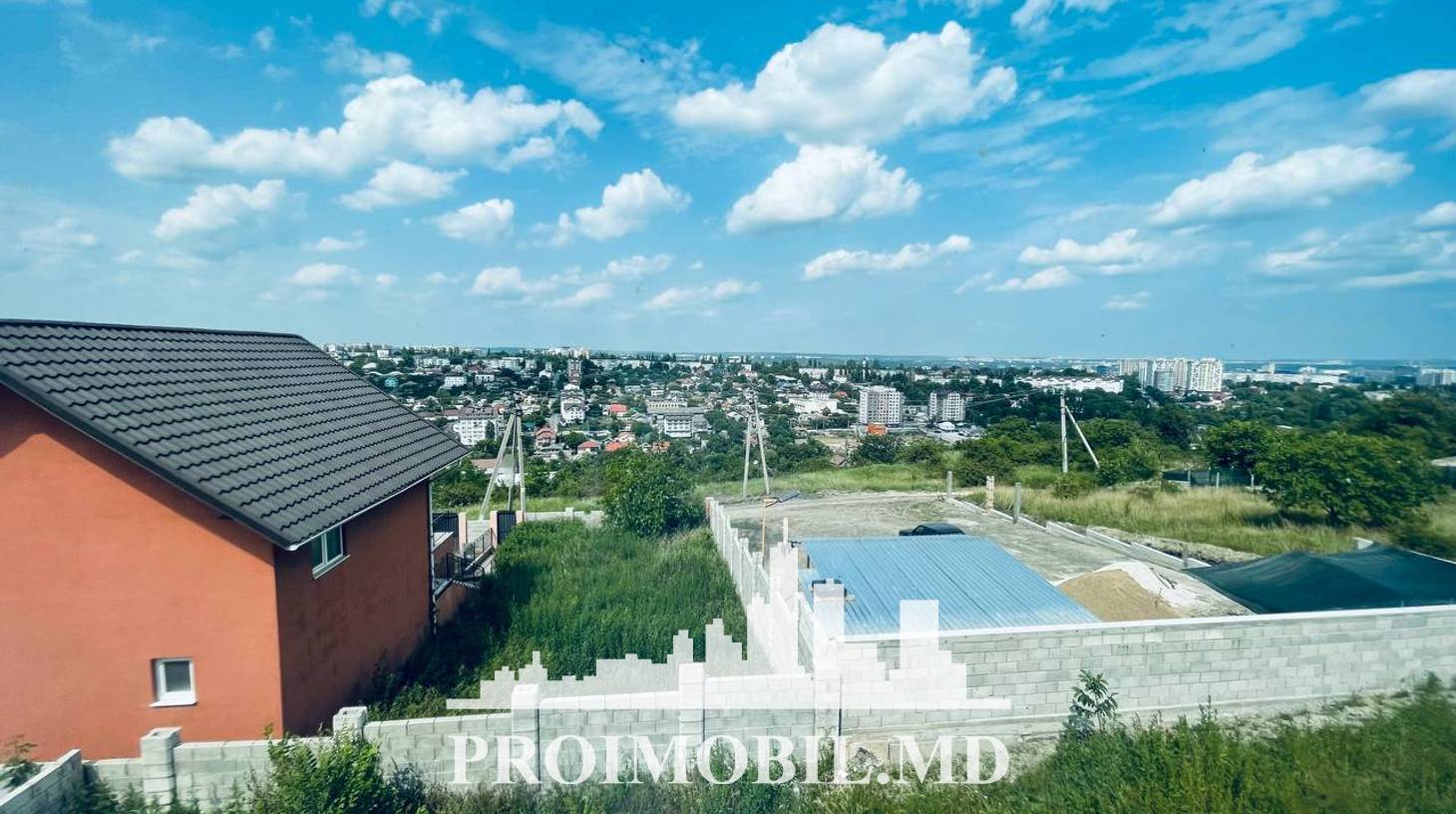 https://images.proimobil.md/R6-kZAcZ9VgPHSYOf4HJ6HQ6D0QmBwF4KfkSle2HZmQ/watermark:0.75:so:0:30:0.39/resize:fill:1460:816:1/gravity:ce/bG9jYWw6Ly8vZXN0YXRlL2xyL2ZmN2ZiNTc0LTNhMDctNGRlYS05NTNmLWZiMGFjNTAxYzUxYy5qcGVn