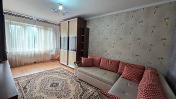 https://images.proimobil.md/R8_Tfr4pYa4wbHzOsStk8ns1VIsSKvCt2s7BhwO4UQ4/resize:fill:350:198:1/gravity:ce/bG9jYWw6Ly8vZXN0YXRlL2xyLzRkOTQ0ODhiLWFjYzItNDI4MC04NmQ4LWI1NzZiN2VmZDc4My5qcGVn