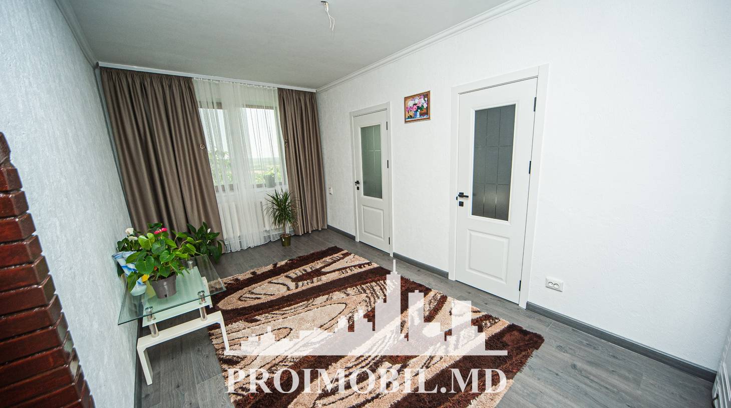 https://images.proimobil.md/RAOew_dAAfH0iNlgtCAeV0Dxs33Ijd24zc-pqwv36pg/watermark:0.75:so:0:30:0.39/resize:fill:1460:816:1/gravity:ce/bG9jYWw6Ly8vZXN0YXRlL2xyLzlhMWY3YWQ0LTIxODktNGU5OS04NDVhLWNlNTI5ODYyY2QyNS5qcGVn