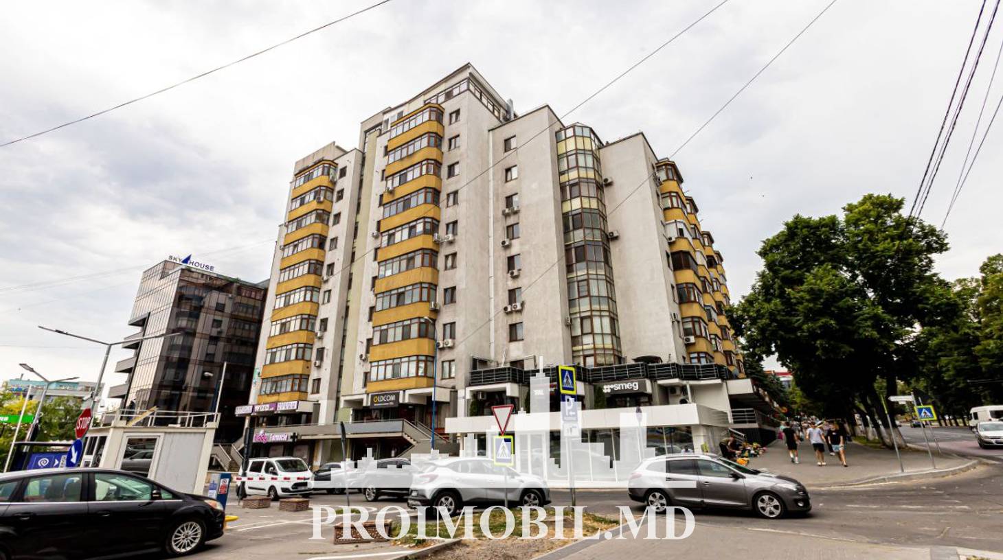 https://images.proimobil.md/RGOYdDm5G8YOcnw6BywT2Da-NSPmiv9jL2E78BUg-N8/watermark:0.75:so:0:30:0.39/resize:fill:1460:816:1/gravity:ce/bG9jYWw6Ly8vZXN0YXRlL2xyL2VmZjI4ZTQ3LTJiZTktNDM3Yy1iNmJjLTRjNjY3YmUyNGY2Zi5qcGVn