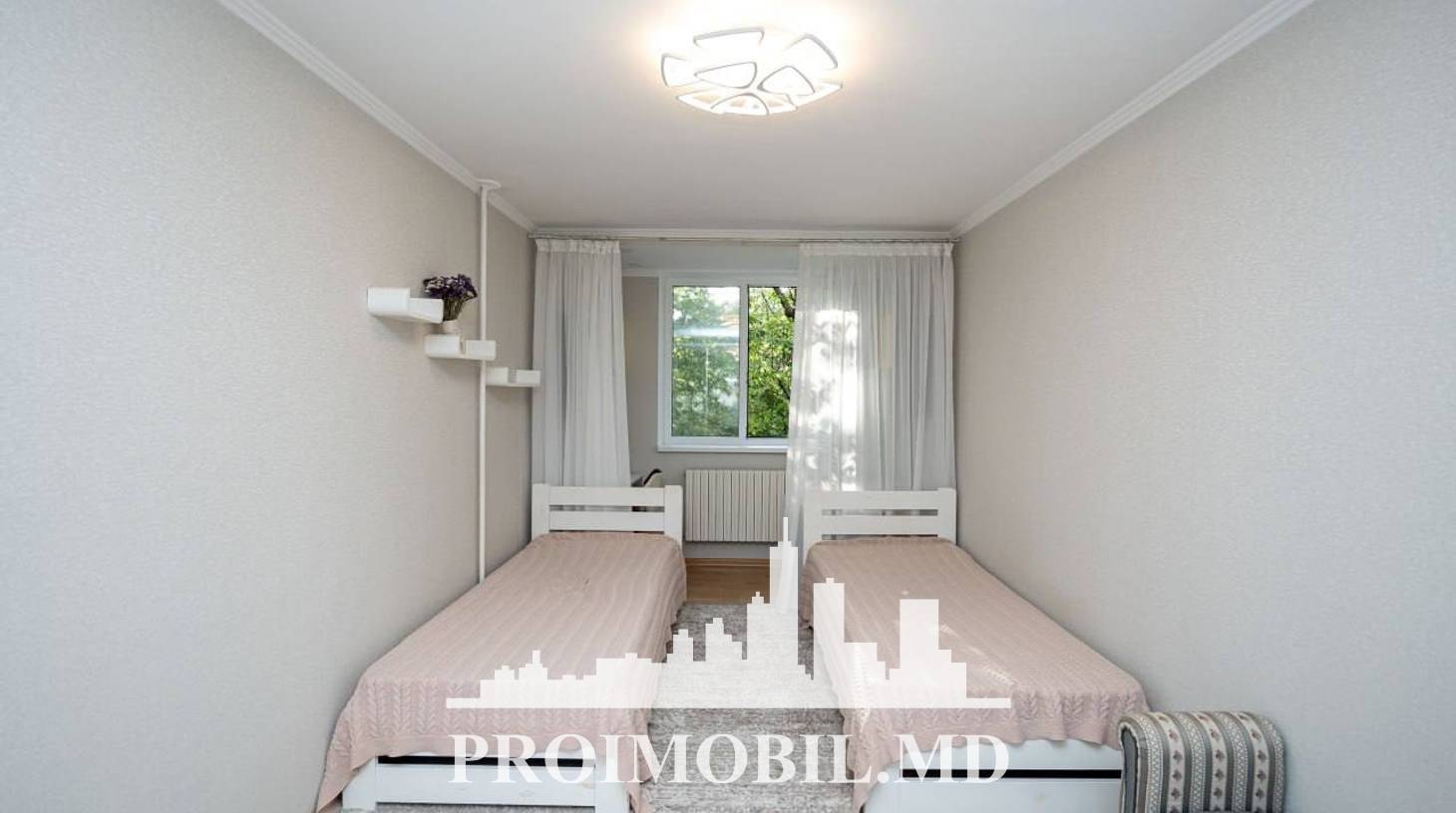https://images.proimobil.md/RHdsrJ1oN8Uok8CSfu0ymjIoMT8N3CLhF2bdWE48Vak/watermark:0.75:so:0:30:0.39/resize:fill:1460:816:1/gravity:ce/bG9jYWw6Ly8vZXN0YXRlL2xyLzE5YjdhYjZmLTk4NTAtNDhhZi04ODExLTVjYjMwMjVlNmYyMi5qcGVn