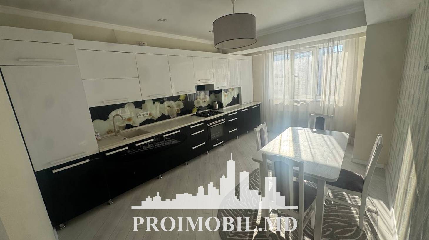 https://images.proimobil.md/RI7_aN6zaUUQQmoy27z-bgFXG8lZqD2_mYf8dq3w7LE/watermark:0.75:so:0:30:0.39/resize:fill:1460:816:1/gravity:ce/bG9jYWw6Ly8vZXN0YXRlL2xyLzAzYmY1OTRkLTU3NmEtNGExNy05OTc4LTMwMmJhMmFiN2UyYy5qcGVn