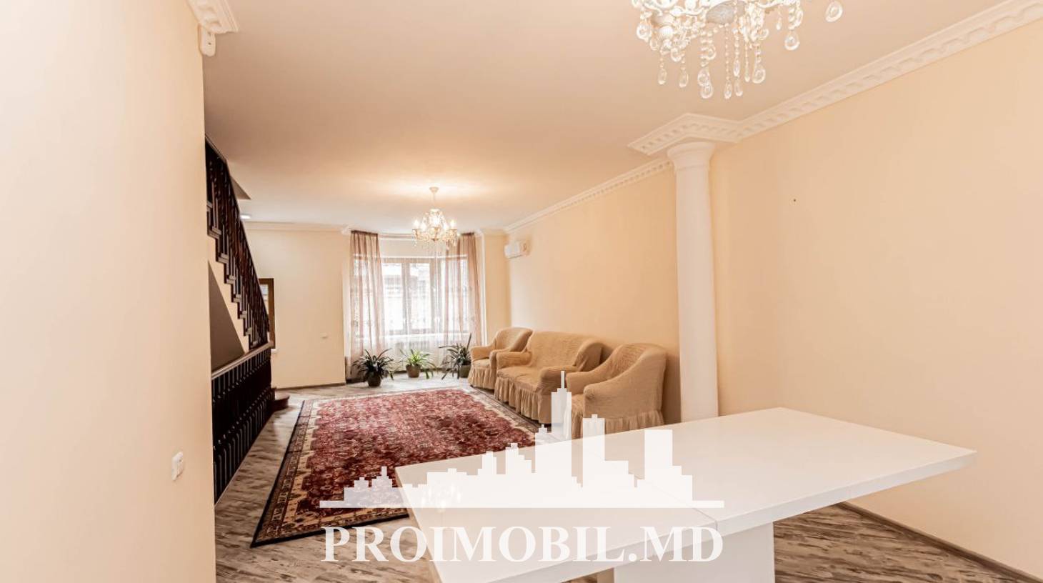 https://images.proimobil.md/RIh3yOllwEUG7sE7cz2KZcK9AcQxR1xb0bY4z1Jiib4/watermark:0.75:so:0:30:0.39/resize:fill:1460:816:1/gravity:ce/bG9jYWw6Ly8vZXN0YXRlL2xyLzkzZmQ2NTJiLWQwMzMtNDQ4YS04YWU4LWExMDM2NGU1MzVhYy5qcGVn