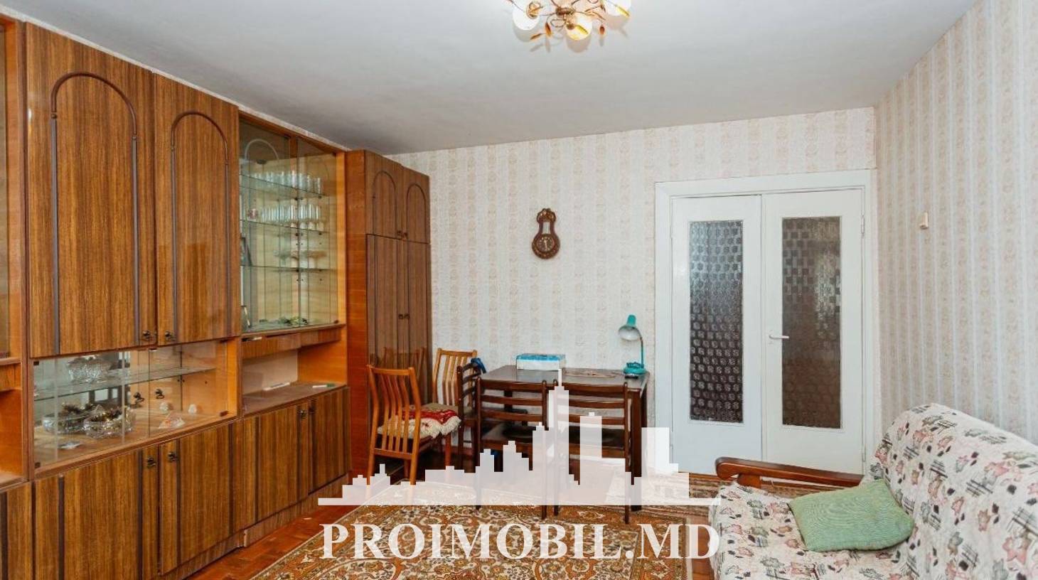 https://images.proimobil.md/RIpZo_YH7htcKI_c9Fcu77nrzXSh1rL1vriVSvza1g8/watermark:0.75:so:0:30:0.39/resize:fill:1460:816:1/gravity:ce/bG9jYWw6Ly8vZXN0YXRlL2xyLzAyYWNjNWZiLWQ3NDgtNDBlNC04NmQxLTI4OTExOGRiYmM3YS5qcGVn