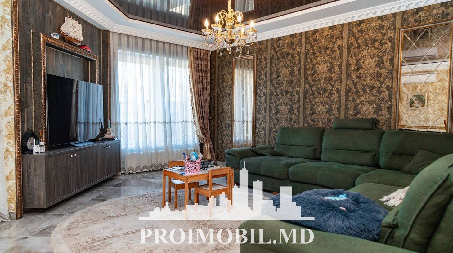https://images.proimobil.md/RNbooelJF7KoP7Q4EWG7LTjNr4XrwucB7DzPeZ0tbjY/watermark:0.75:so:0:30:0.39/resize:fill:1460:816:1/gravity:ce/bG9jYWw6Ly8vZXN0YXRlL2xyLzBkMTU3MjBmLTM1MTAtNGYyNi05Y2FiLWM1MTM0M2YyNTBiOS5qcGVn