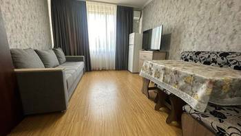 https://images.proimobil.md/RPCwUN53fkHzLhJRtII80QuzJXJAK_qcu2qtqKa-3Y0/resize:fill:350:198:1/gravity:ce/bG9jYWw6Ly8vZXN0YXRlL2xyLzNhZTEzZTVmLTRhOTUtNDg3NS04MmI2LTZlY2FmNWRmZGMxNS5qcGVn