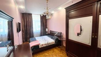 https://images.proimobil.md/RPryKChR8d_PxX5_PbWWBAWYW0nuti0EHma4DwZfWjU/resize:fill:350:198:1/gravity:ce/bG9jYWw6Ly8vZXN0YXRlL2xyL2M3NTJkM2Q3LWJiOTgtNGE1NC1iOGIzLWNlMjA2MjFlY2ZkZi5qcGVn