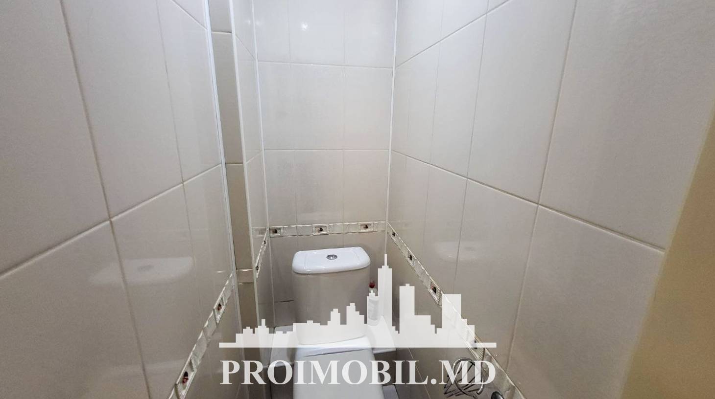 https://images.proimobil.md/RQOBORhnkl3RATpqeak4ezsxa_KCgO2l4PfINJNFXeY/watermark:0.75:so:0:30:0.39/resize:fill:1460:816:1/gravity:ce/bG9jYWw6Ly8vZXN0YXRlL2xyLzE1MjNlZGVhLTViNjAtNDkyZC1hNGE5LTNjNGFlYTRlOGExMi5qcGVn