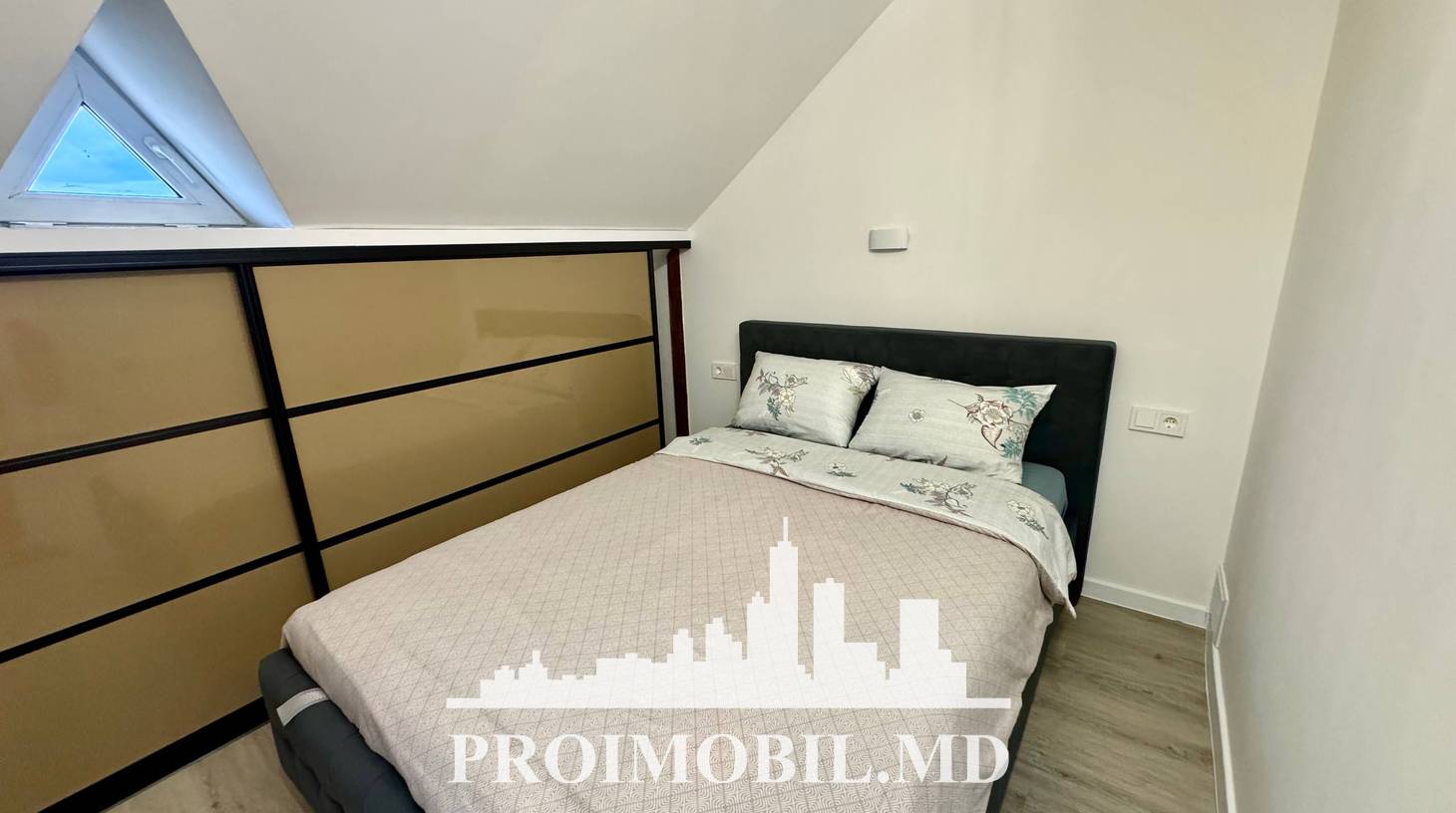 https://images.proimobil.md/RQwiG_gUzSLGe5gqMn_QT5tCoaIhrF7DOIP9o-nWIQ4/watermark:0.75:so:0:30:0.39/resize:fill:1460:816:1/gravity:ce/bG9jYWw6Ly8vZXN0YXRlL2xyLzFhMWM5M2Y1LWRkNDYtNGYzOC05ZjQxLWJlNTc1YmUzMGM3ZC5qcGVn
