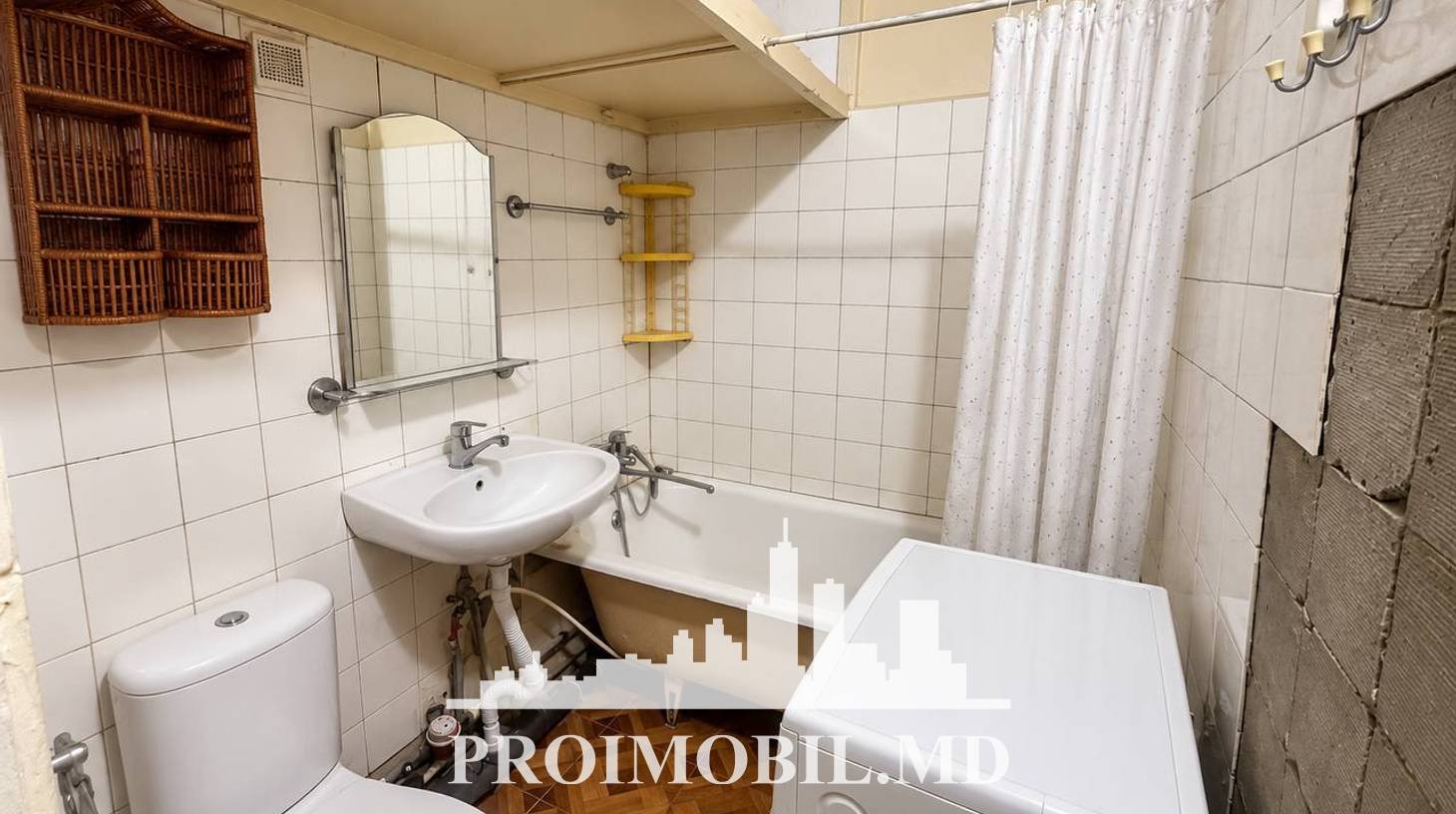 https://images.proimobil.md/RVrZoWlCslkb6Bf1cQBBEj1NPvdnrmbuoBf7VH8kdaU/watermark:0.75:so:0:30:0.39/resize:fill:1460:816:1/gravity:ce/bG9jYWw6Ly8vZXN0YXRlL2xyLzc1M2I0Y2RkLWFhYTEtNDMyNi1iOTBjLWMxYTUzZGM3NzgyOS5qcGVn