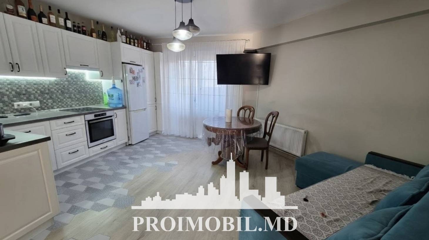 https://images.proimobil.md/RcYgiIyLfPvlX8U3B3Z0XK_GN8PbjERdjLPk-VdiocU/watermark:0.75:so:0:30:0.39/resize:fill:1460:816:1/gravity:ce/bG9jYWw6Ly8vZXN0YXRlL2xyLzE1ZjZiYjBlLWE0NTUtNDg5NS05MWIzLTE2OWQ2MDdmN2QyYS5qcGVn