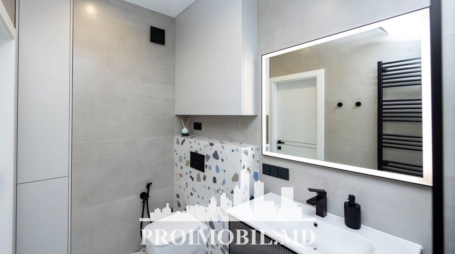 https://images.proimobil.md/ReG2iFbAC3LZKf7P7o5bWrhB99q5pXs8hYDvgpetfjY/watermark:0.75:so:0:30:0.39/resize:fill:1460:816:1/gravity:ce/bG9jYWw6Ly8vZXN0YXRlL2xyL2E3MmVmOGRkLTI4ZTAtNDRhMC1iODBhLWMwNTczNGFhYjhjMi5qcGVn